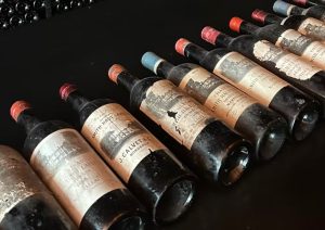 Behind the scenes at Château Smith Haut Lafitte: a VIP cellar experience revealing the secrets of exceptional Bordeaux wines.