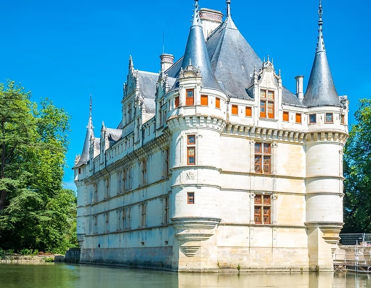 Château de Chambord, iconic royal château in the Loire Valley