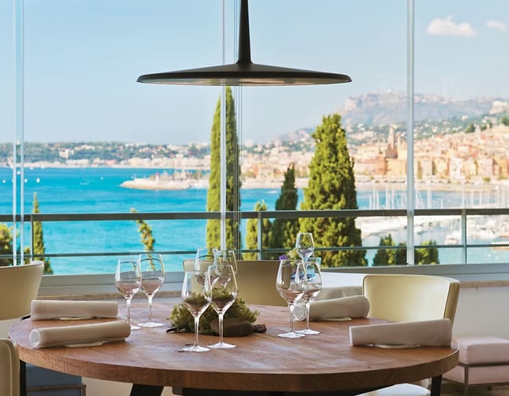 Gastronomic dining in Nice during a French Riviera wine tour